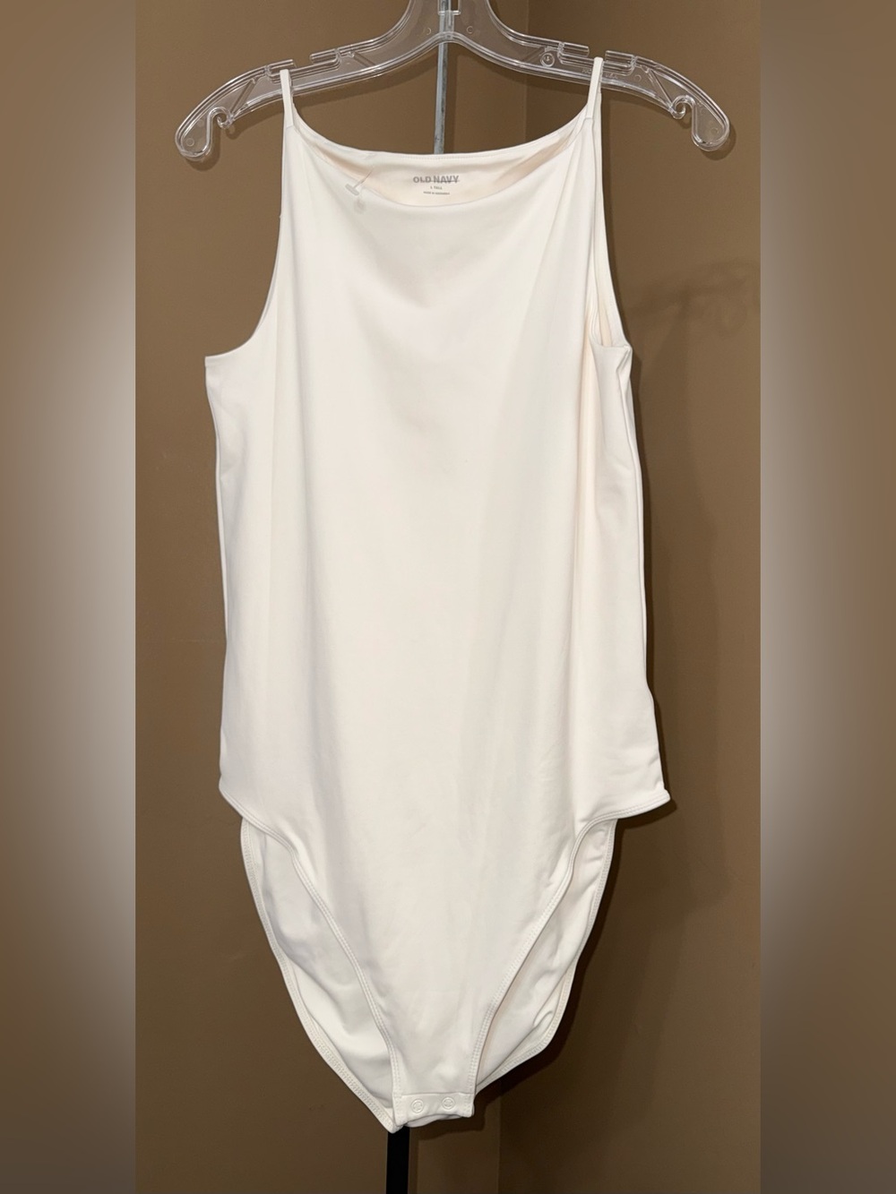 NEW Old Navy Women's Cream Sleeveless Bodysuit. Size Large.